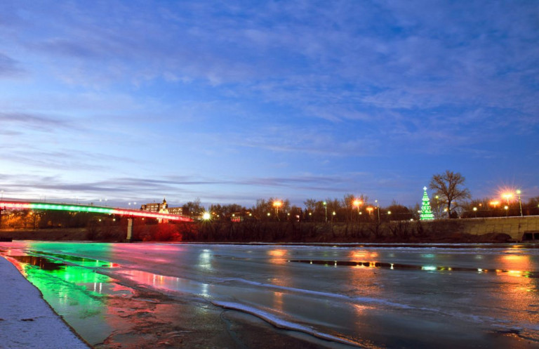 На заглавном фото: Тирасполь, мост через реку Днестр