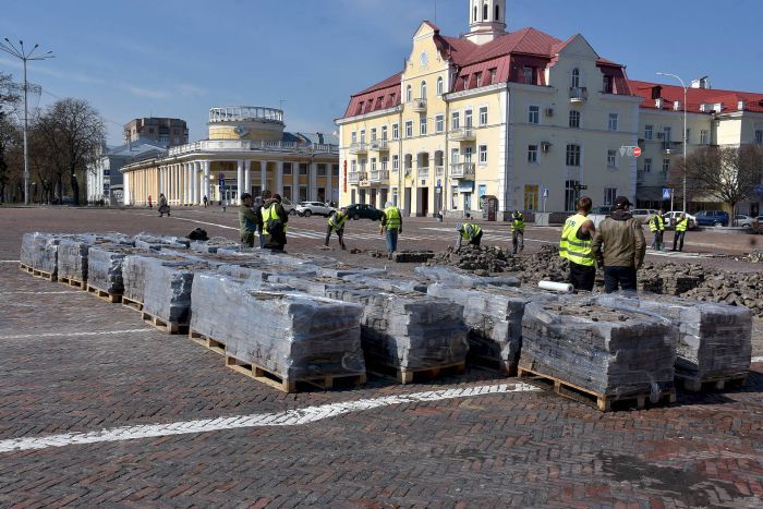 Реконструкция Красной площади, Чернигов