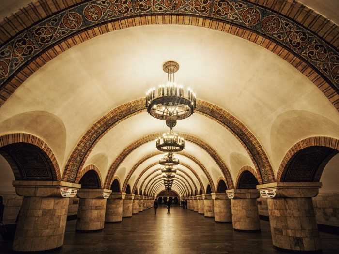 Станция Киевского метрополитена «Золотые ворота»