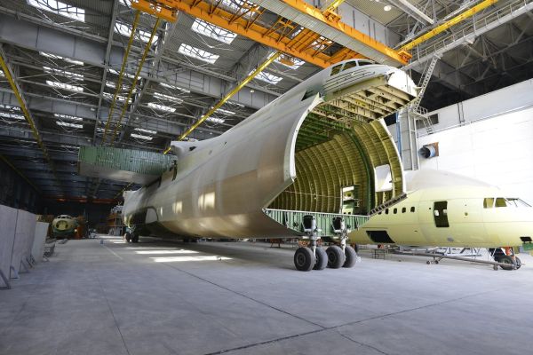 Недостроенный Украиной второй Ан-225