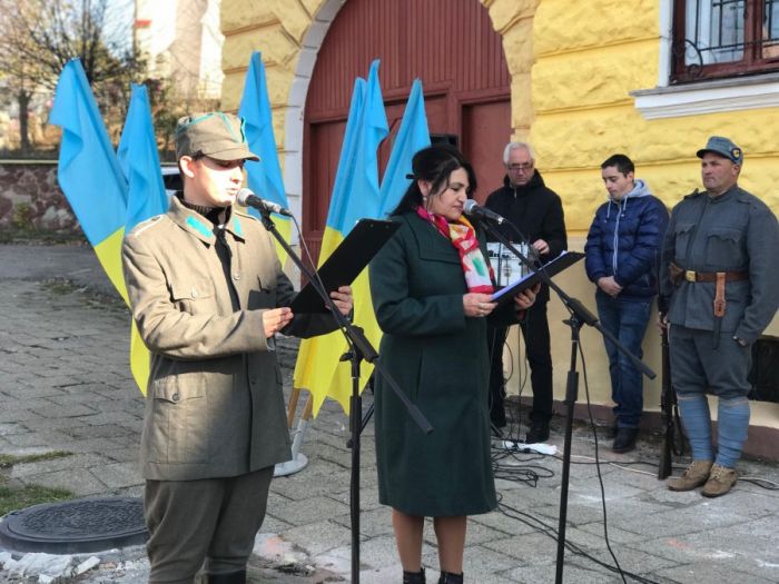 Торжество в честь эсэсовца Палиива в Калуше