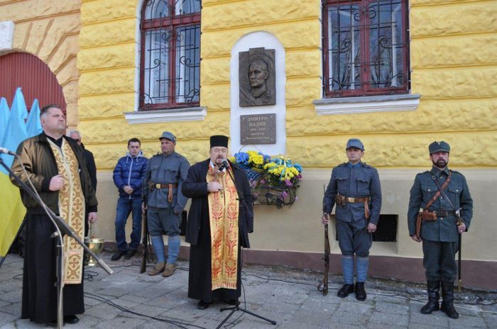 Торжество в честь эсэсовца Палиива в Калуше