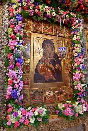 Владимирская Икона Божией Матери, список из Сретенского монастыря