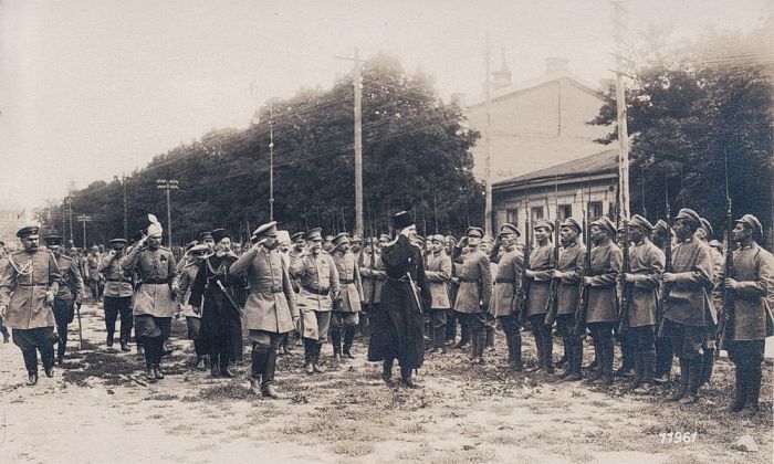 Опора режима Скоропадского – «серожупанники», которые в итоге предали своего гетмана.