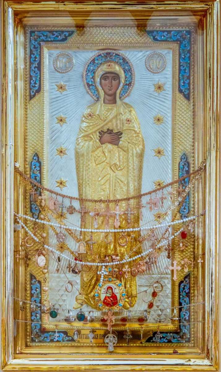 Икона Божьей Матери «Луганская» в Свято-Петропавловском кафедральном соборе Луганска