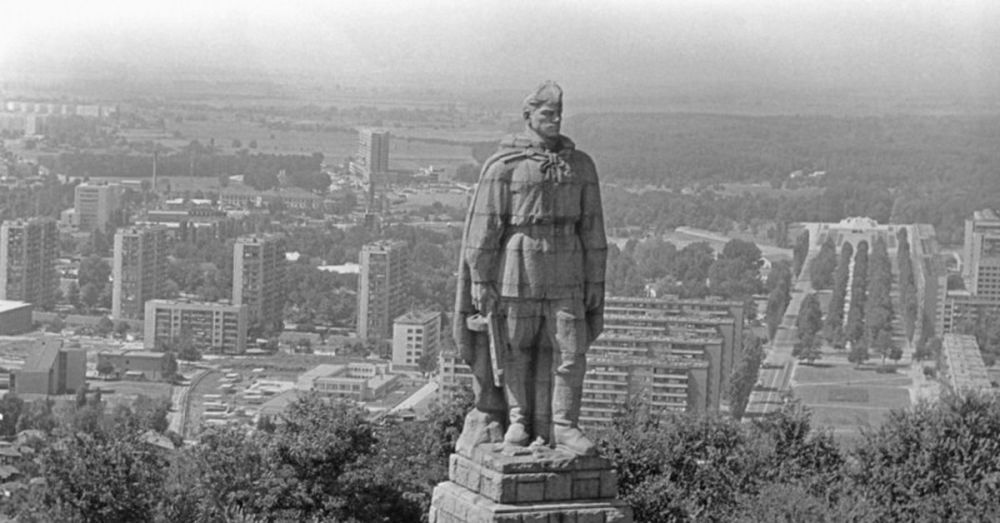 Памятник «Алёша» в Пловдиве