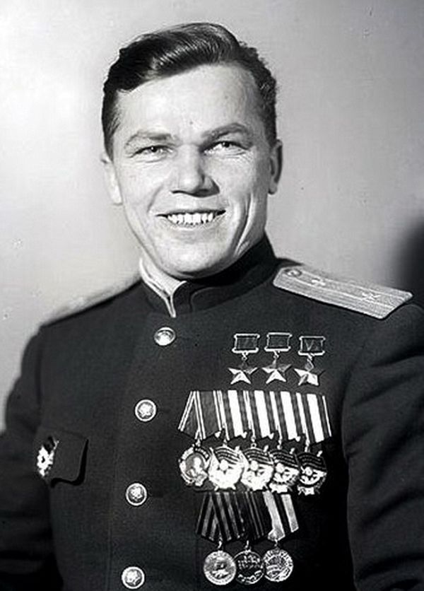 Самый выдающийся лётчик-истребитель в мировой истории Иван Кожедуб