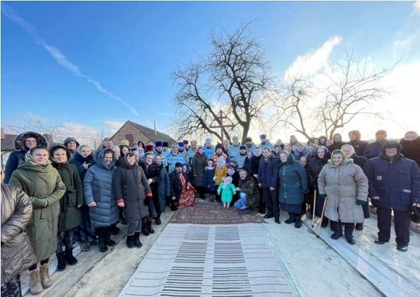 Верующие села Озеряны начали строить новый храм