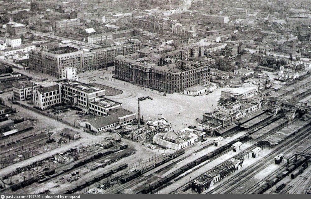 Харьков 1944 Вид вокзала и Привокзальной площади