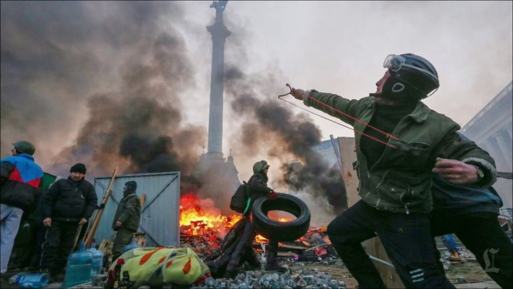 На рубеже 2013-2014 годов  на Украине организовали «революцию гидности»