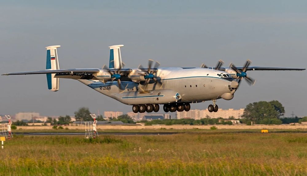 Самолет Ан-22 «Антей»