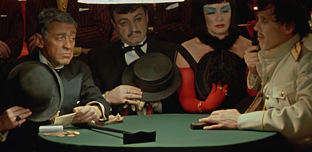 Высшее общество Одессы. Кадр из фильма «Интервенция»