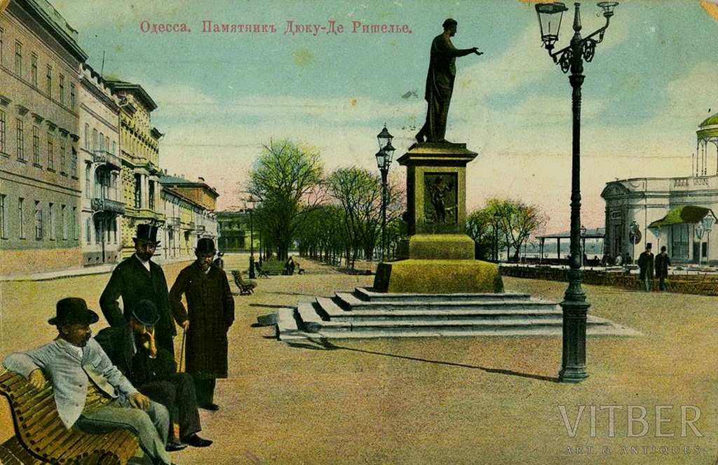 Памятник герцогу Ришелье в Одессе на открытке начал XX века