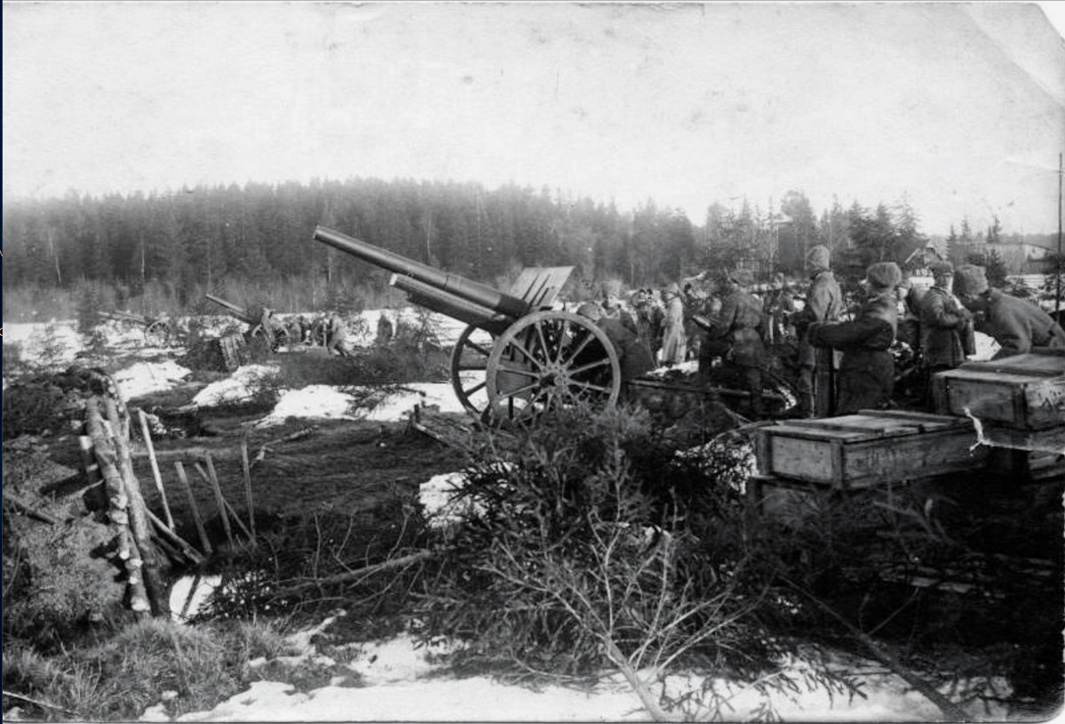 Обстрел кронштадтских фортов красной курсовой батареей