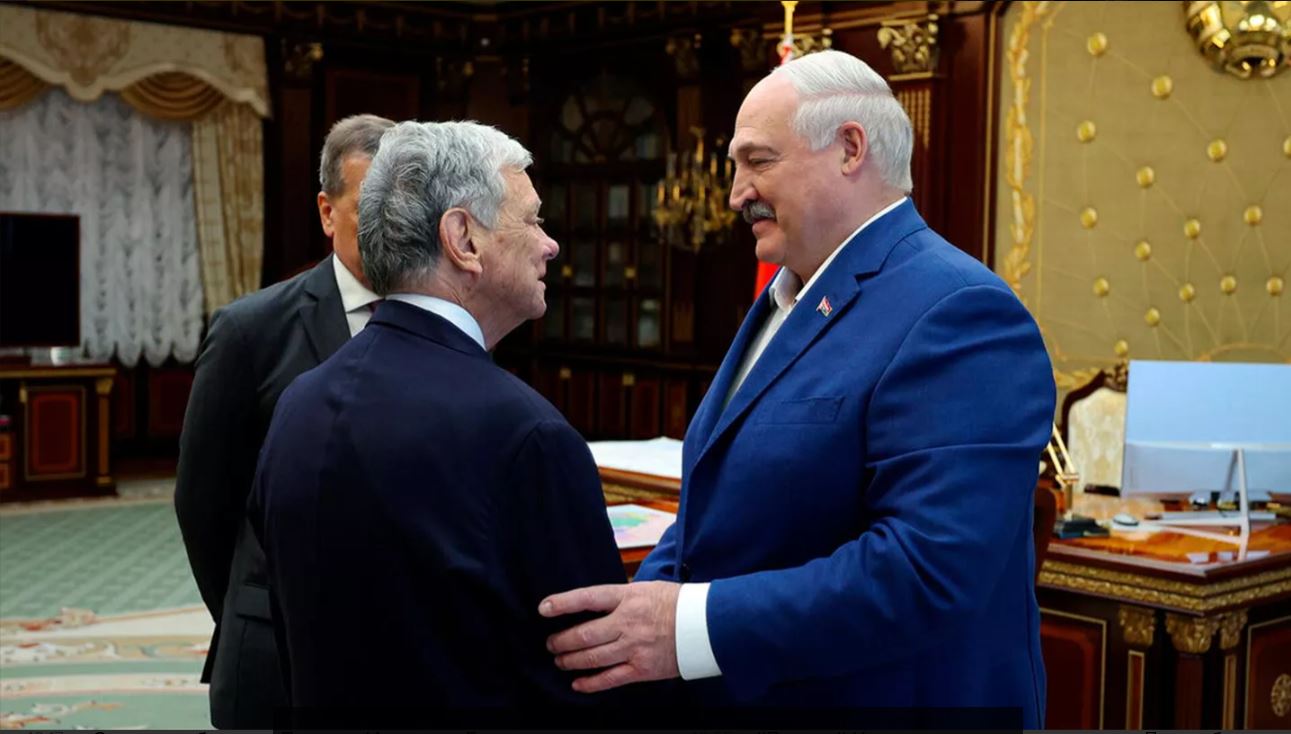 Встреча спецпредставителя Джона Коула с президентом Белоруссии Александром Лукашенко. Март 2026 года. Источник: president.gov.by