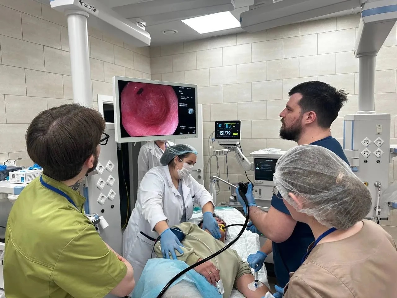 На базе Республиканского онкоцентра имени проф. Бондаря начал работу высокопотоковый эндоскопический центр