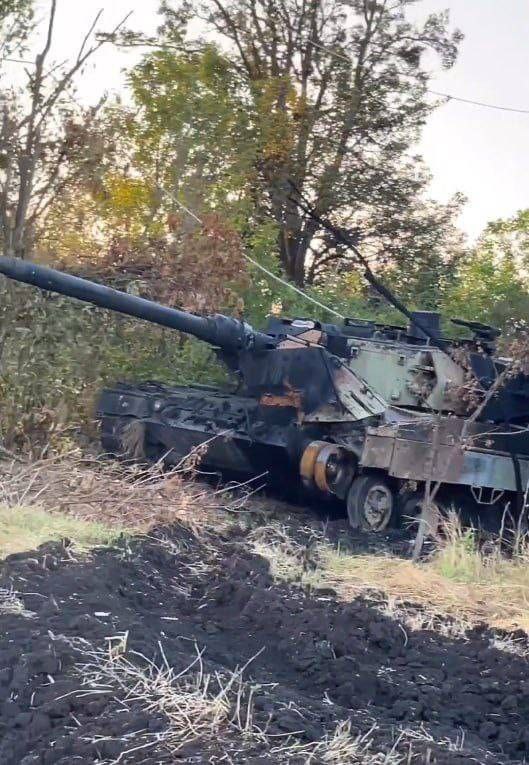 Останки Leopard 2A6 в районе Новоданиловки Запорожской области