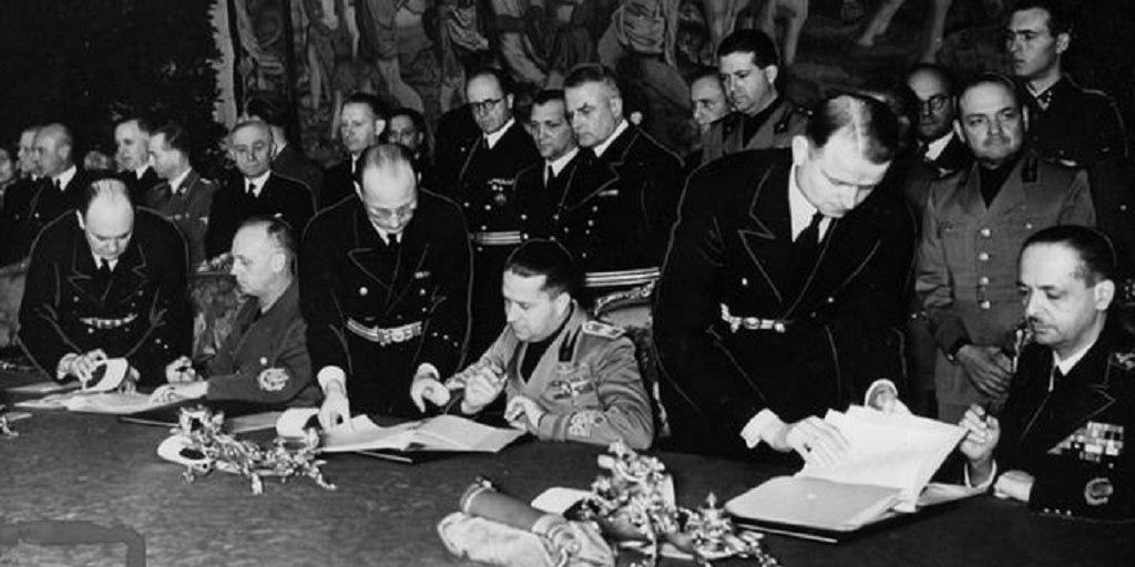 Страны подписавшие антикоминтерновский пакт. Берлинский пакт 1940. Тройственный пакт 1940. 27 Сентября 1940 г. тройственный пакт. 1940 Германия Италия и Япония подписали в Берлине тройственный пакт.