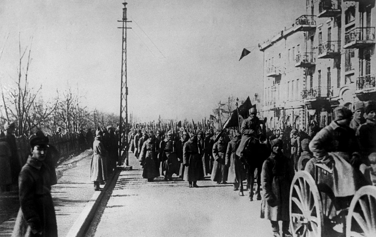 Народно-революционная армия Дальневосточной Республики на улицах освобождённого Владивостока, 1922 год