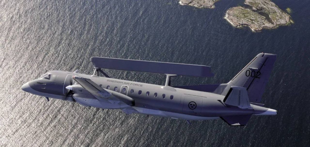 Шведский самолет дальнего радиолокационного обнаружения ASC 890 для ВСУ
