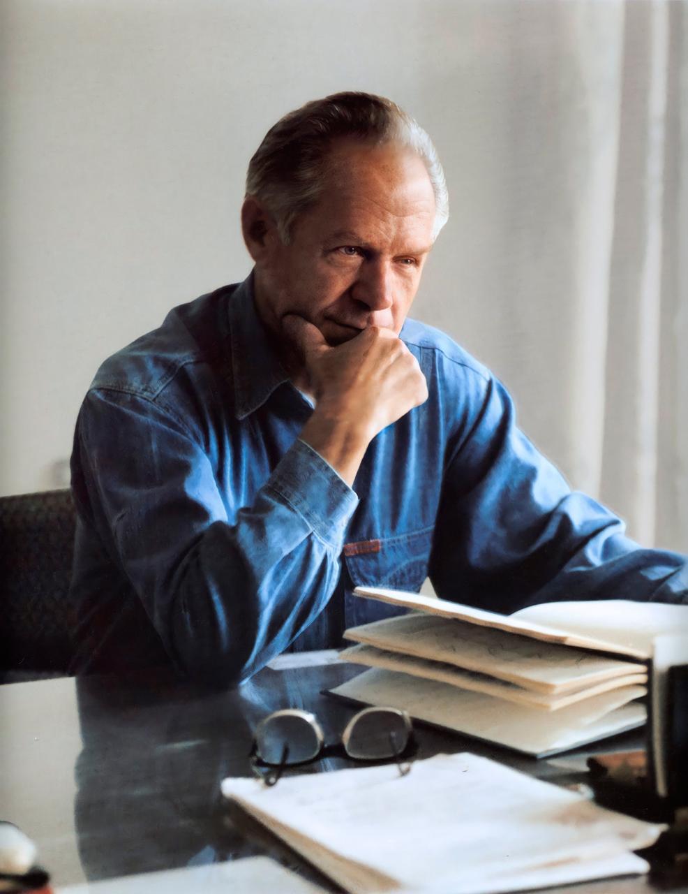 Доктор технических наук, профессор, академик АН СССР/РАН М.Ф.Решетнёв