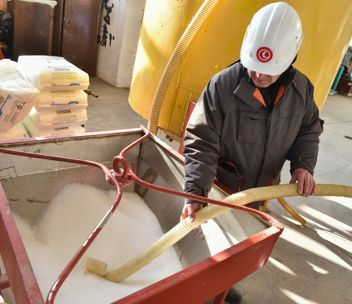 Работа в цеху на заводе «Стирол»