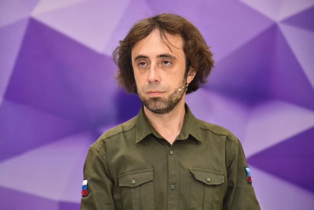 Историк и политолог Дмитрий КРЫСЕНКО