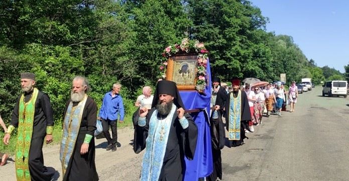 Крестный ход с чудотворной Ахтырской иконой Пресвятой Богородицы