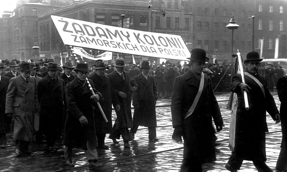 Демонстрация с требованием предоставления заморских колоний для Польши