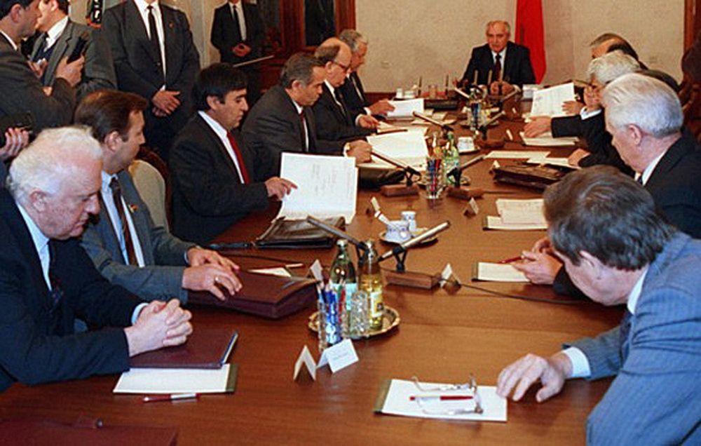 «Новоогарёвский процесс», породивший два мертворождённых «союзных договоров»
