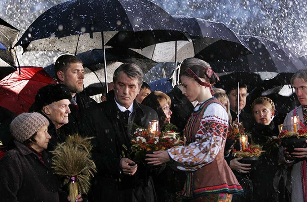 Виктор Ющенко раздувал масштабы трагедии голода 1933 года, устраивал «акции памяти» его жертв, взращивал ненависть к его якобы организаторам – руководству СССР