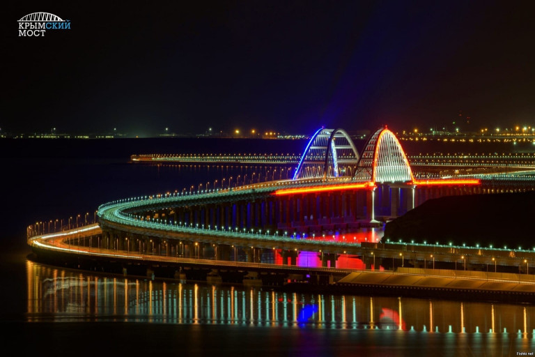 Крымский мост не даёт покоя киевскому режиму