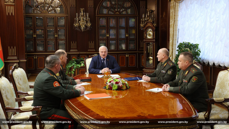 Лукашенко вновь провёл совещание с генералами. На этот раз – для подготовки к саммиту ОДКБ. Источник: president.gov.by