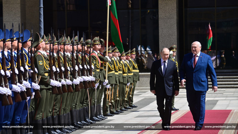 Путина в Минске встречали по высшему протоколу. Источник: president.gov.by