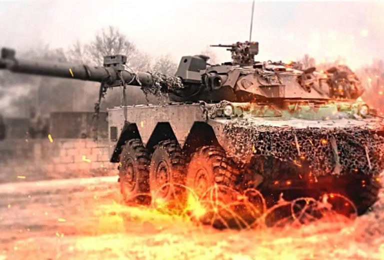 Заглавное фото: Французский колёсный танк AMX-10 RC в зоне СВО