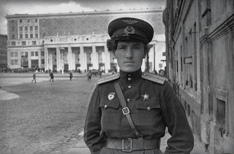 Заглавное фото. Лётчик-ас Екатерина Буданова