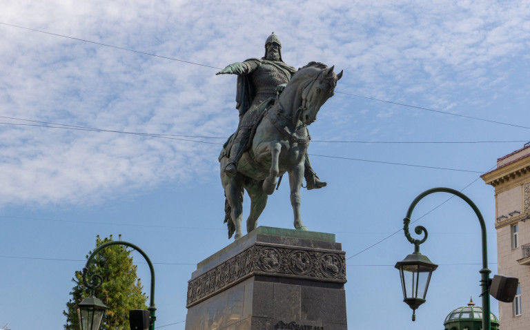 Заглавное фото. Памятник Юрию Долгорукому на Тверской площади в Москве. 