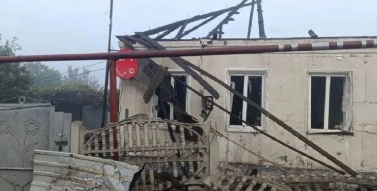На заглавном фото: Последствия ВСУ по Лисичанску в ночь на 12 октября 2026 года (Источник – Глава ЛНР Леонид Пасечник).