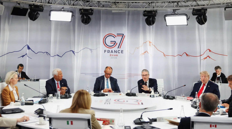 На заглавном фото: Саммит G7 во Франции, 2026 г.